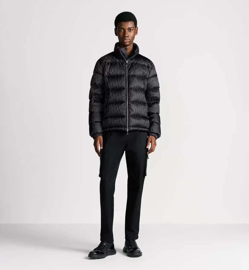 "D" Oblique Buffer Black