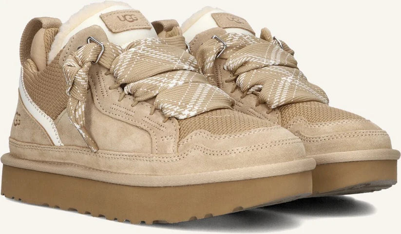 "UGG" sneakers