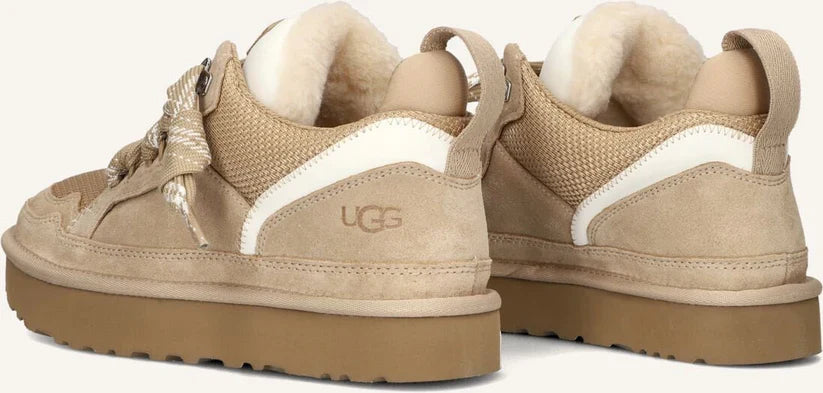 "UGG" sneakers