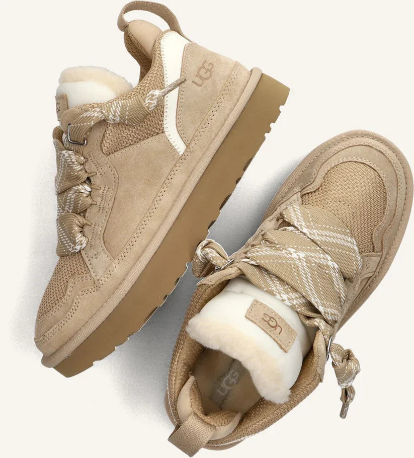 "UGG" sneakers